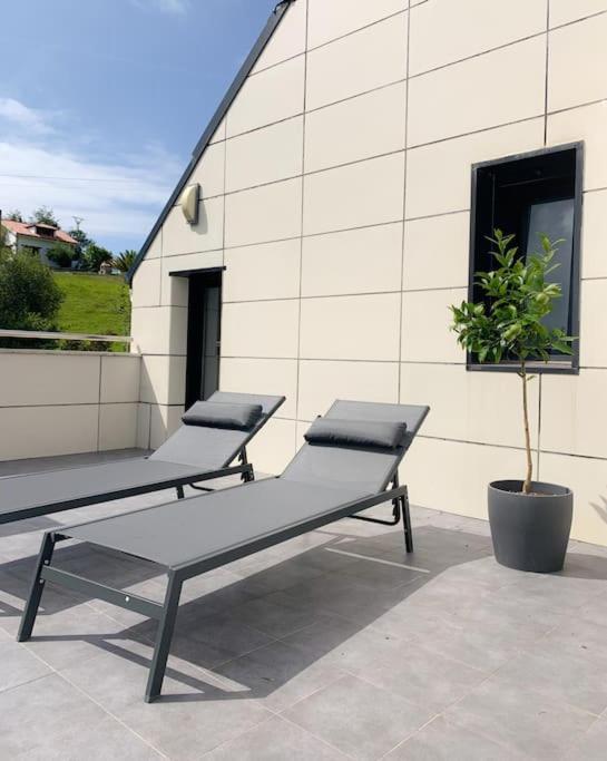 Atico Con Esplendida Terraza Διαμέρισμα Comillas Εξωτερικό φωτογραφία
