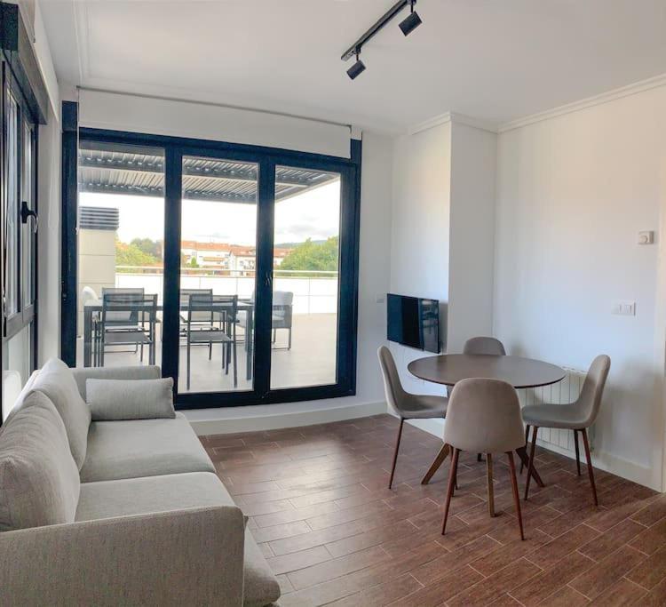 Atico Con Esplendida Terraza Διαμέρισμα Comillas Εξωτερικό φωτογραφία
