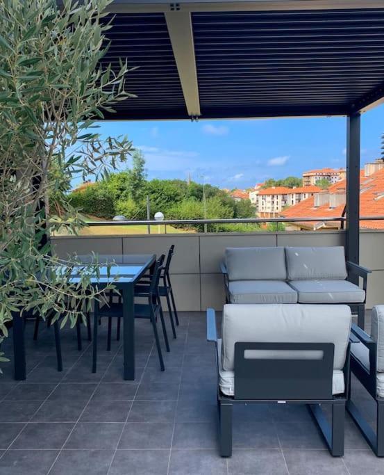 Atico Con Esplendida Terraza Διαμέρισμα Comillas Εξωτερικό φωτογραφία